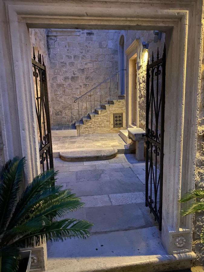 Blue Water Apartment Zrnovo 外观 照片